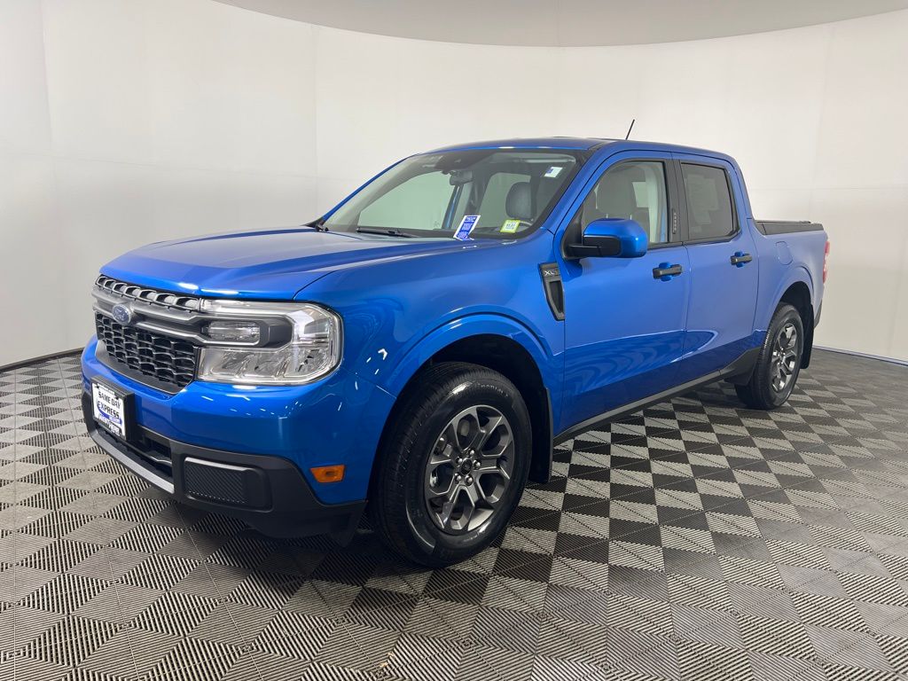 Used 2022 Blue Ford XLT image 12