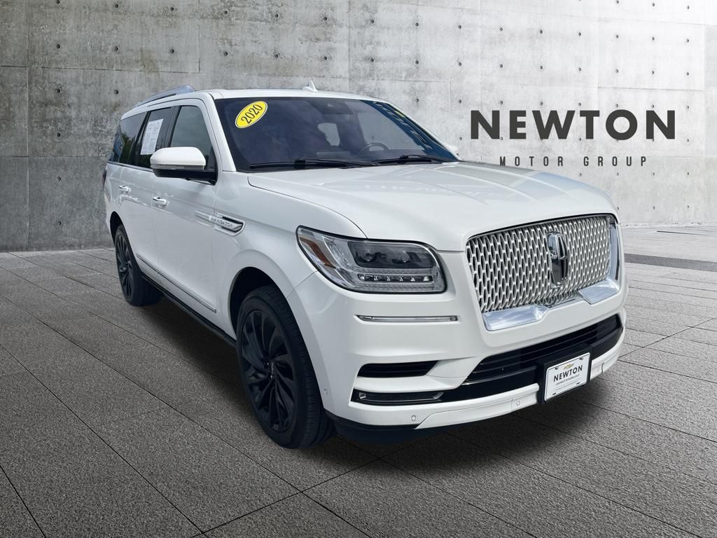White 2020 Lincoln Navigator SUV / Crossover Four-Wheel Drive Automatic