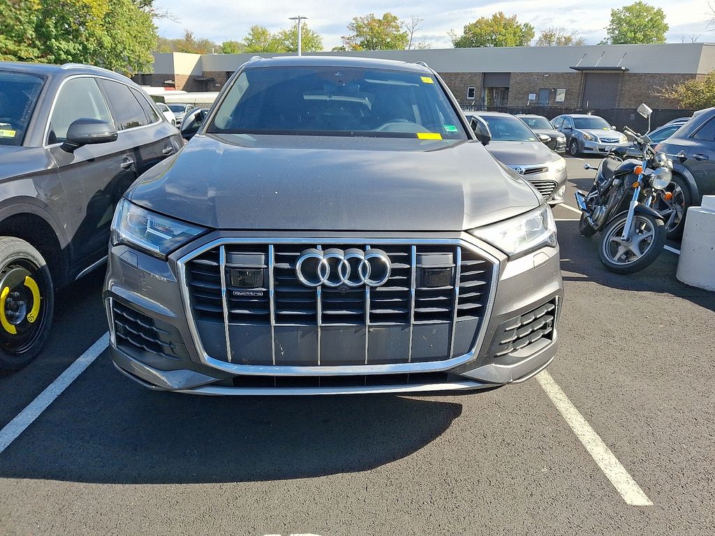Thumbnail: 2021 Audi Q7 - 2