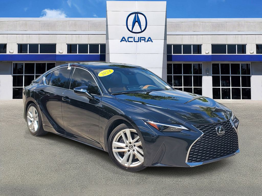 2024 Lexus IS 300 RWD