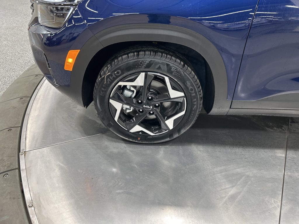 new 2026 Kia Seltos car, priced at $29,510