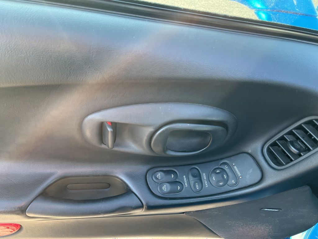 1998 Chevrolet Corvette Base photo 15