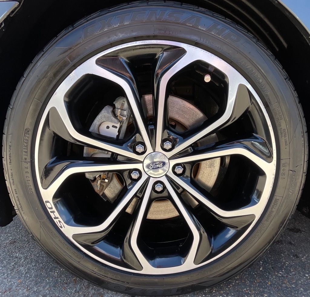 2016 Ford Taurus SHO Gray at Durrett Motor Company