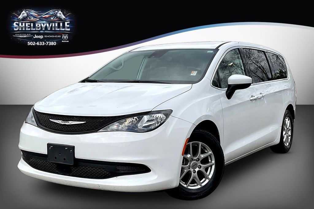 2023 Chrysler Voyager LX FWD