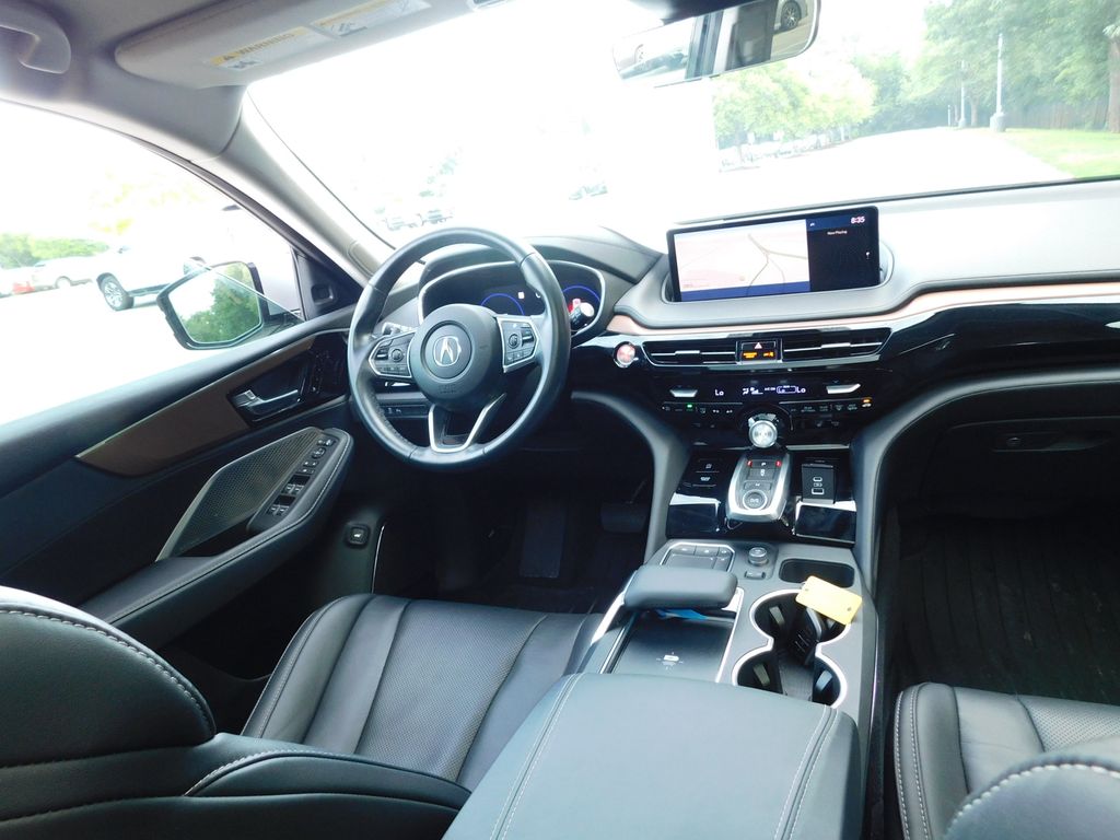 Thumbnail: 2022 Acura MDX - 7