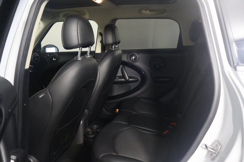 2015 MINI Cooper Countryman Base 11