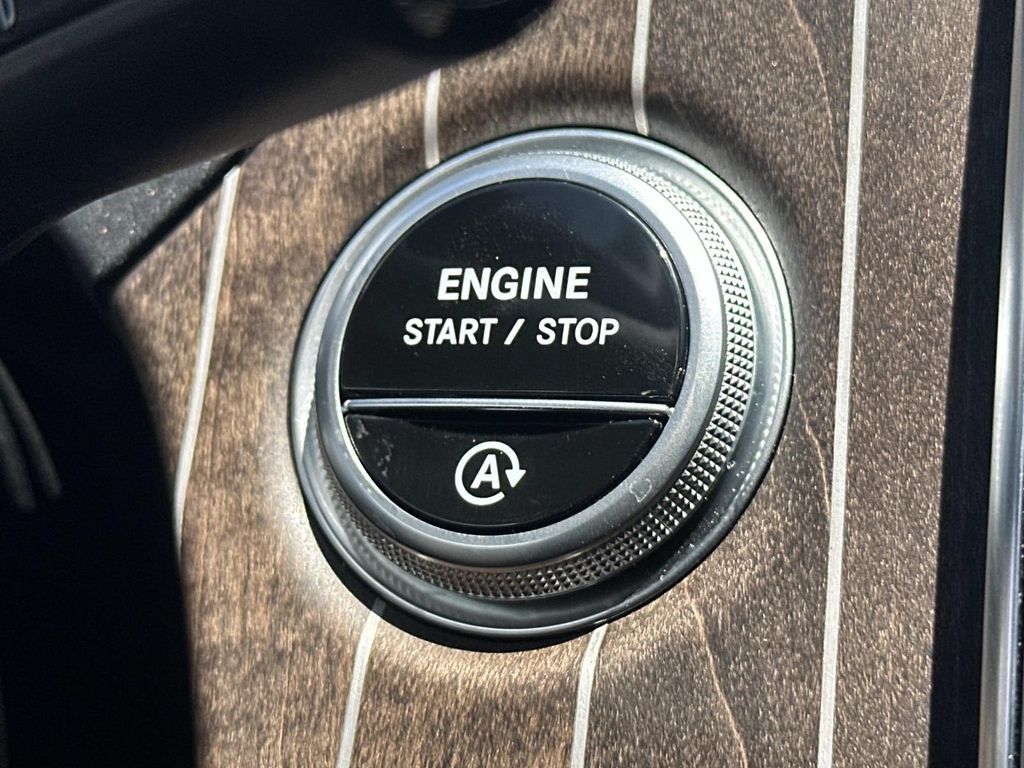 Thumbnail: 2024 Mercedes-Benz E-Class - 25