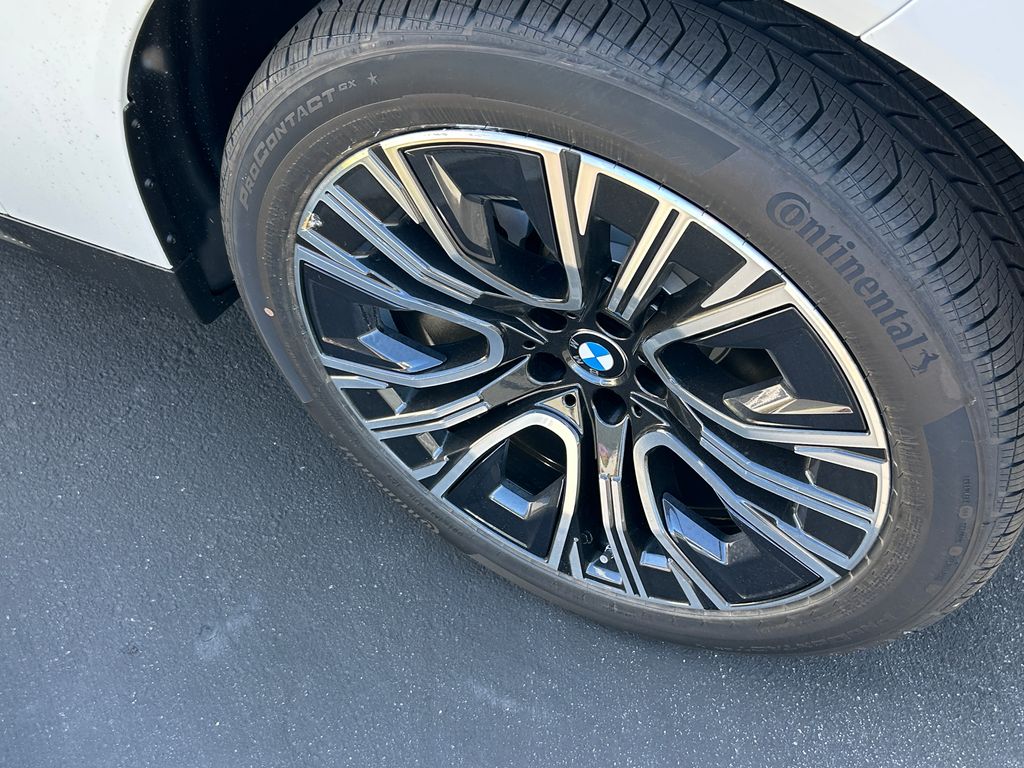 Thumbnail: 2025 BMW X3 - 3