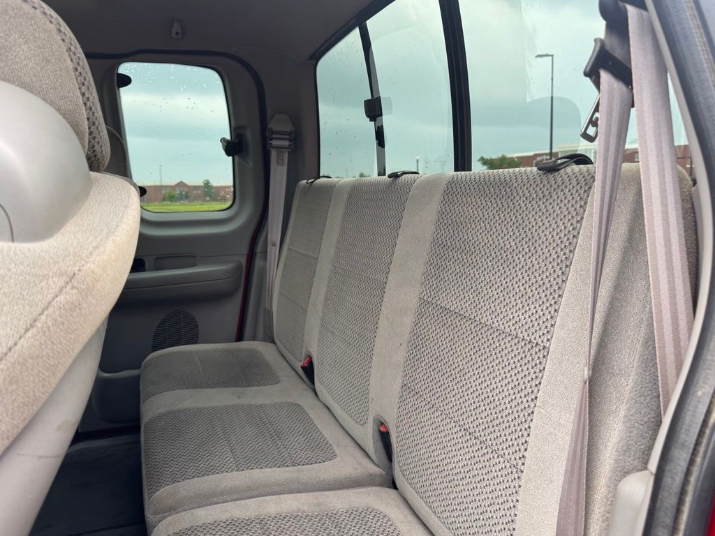 2002 Ford F-150 XLT