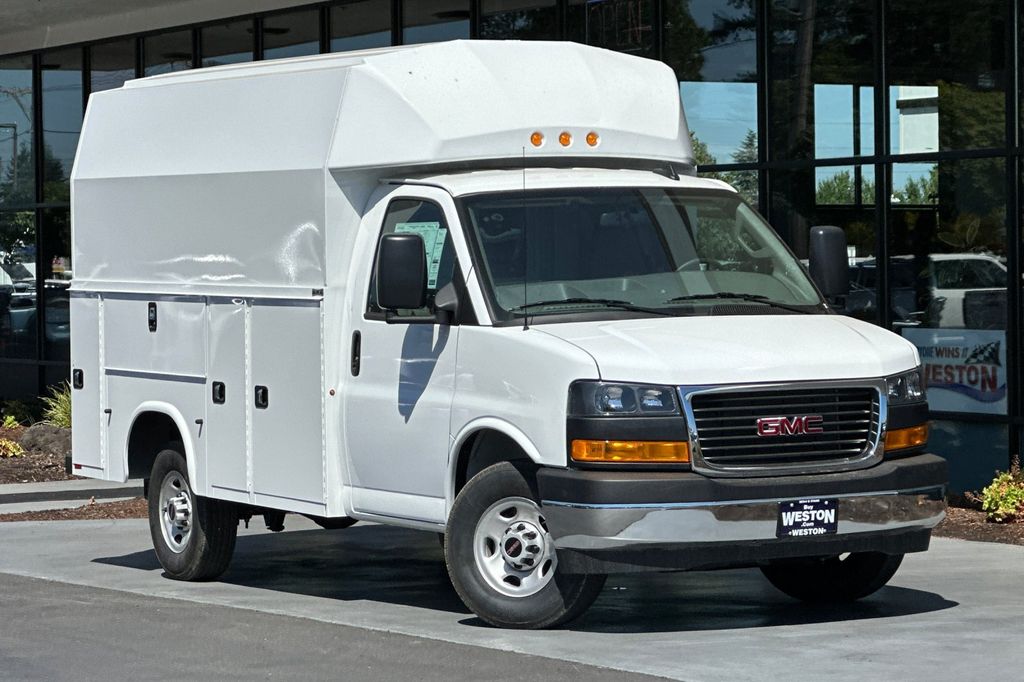 new 2025 GMC Savana 3500 car, priced at $77,333