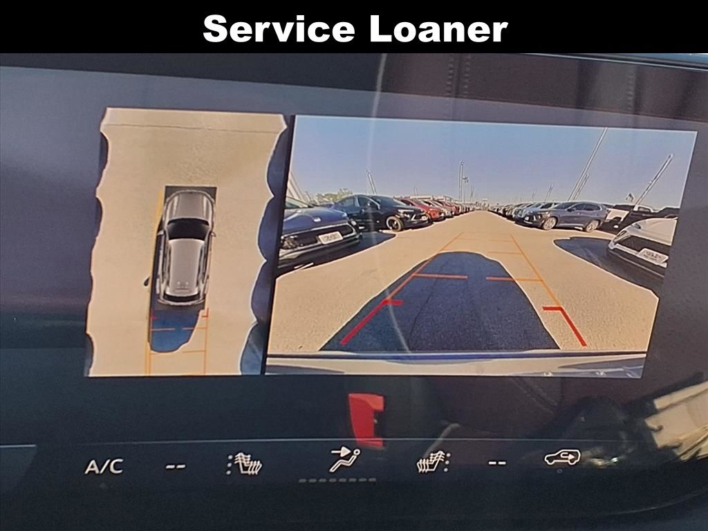 View vehicle photo 4