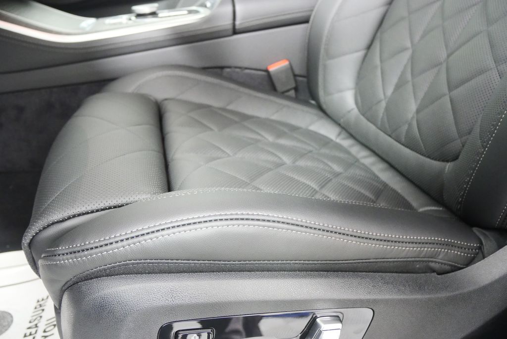 Thumbnail: 2026 BMW X5 - 10