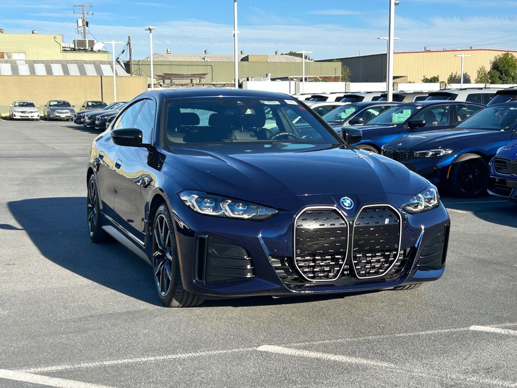 Thumbnail: 2023 BMW i4 - 7