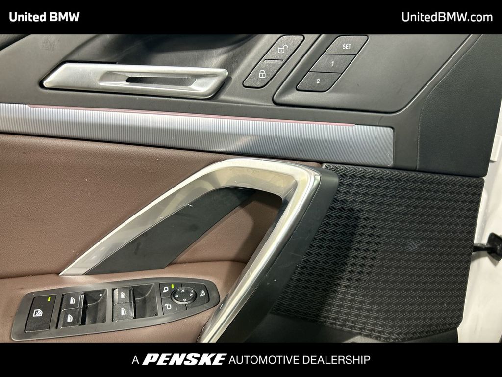 Thumbnail: 2025 BMW X1 - 11