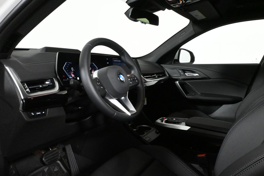 2025 BMW X2 xDrive28i 15