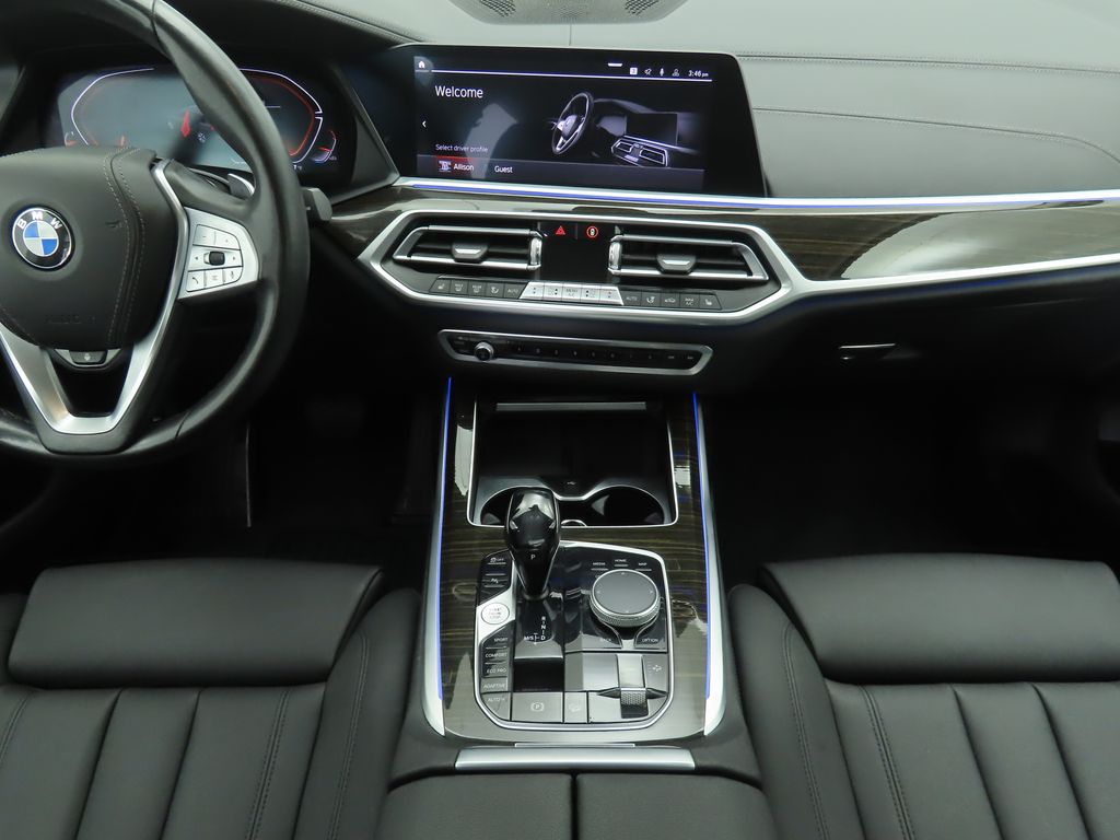 2021 BMW X7 xDrive40i 13