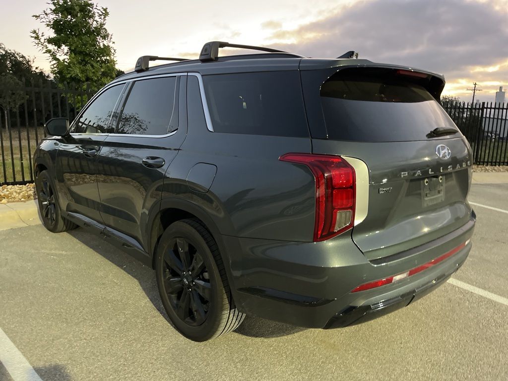 Thumbnail: 2023 Hyundai Palisade - 4