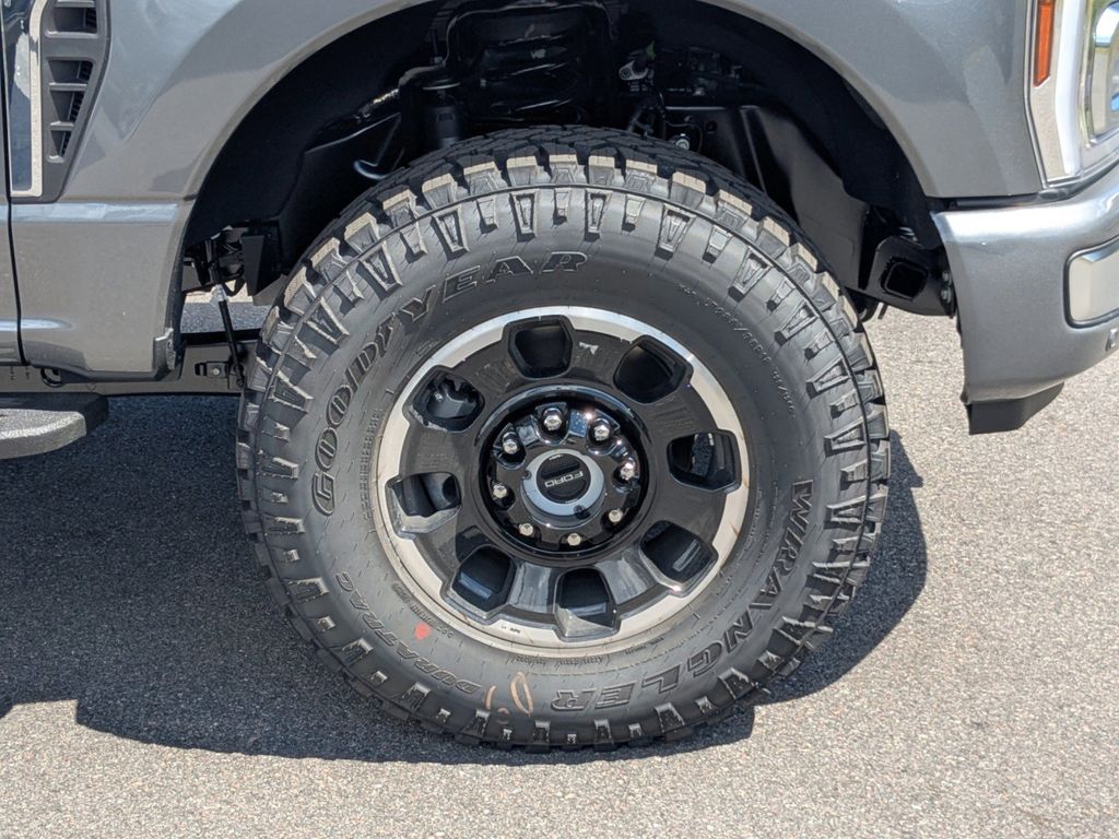 2025 Ford F-250 Platinum