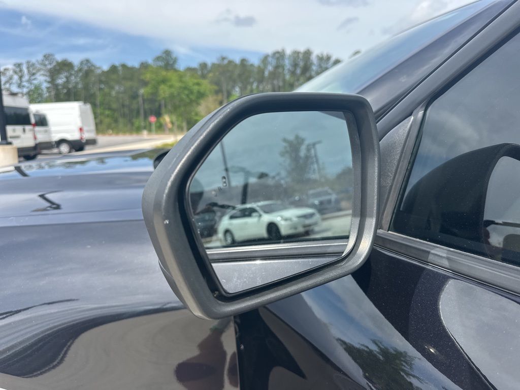 2020 Agate Black Metallic Ford Explorer XLT RWD SUV