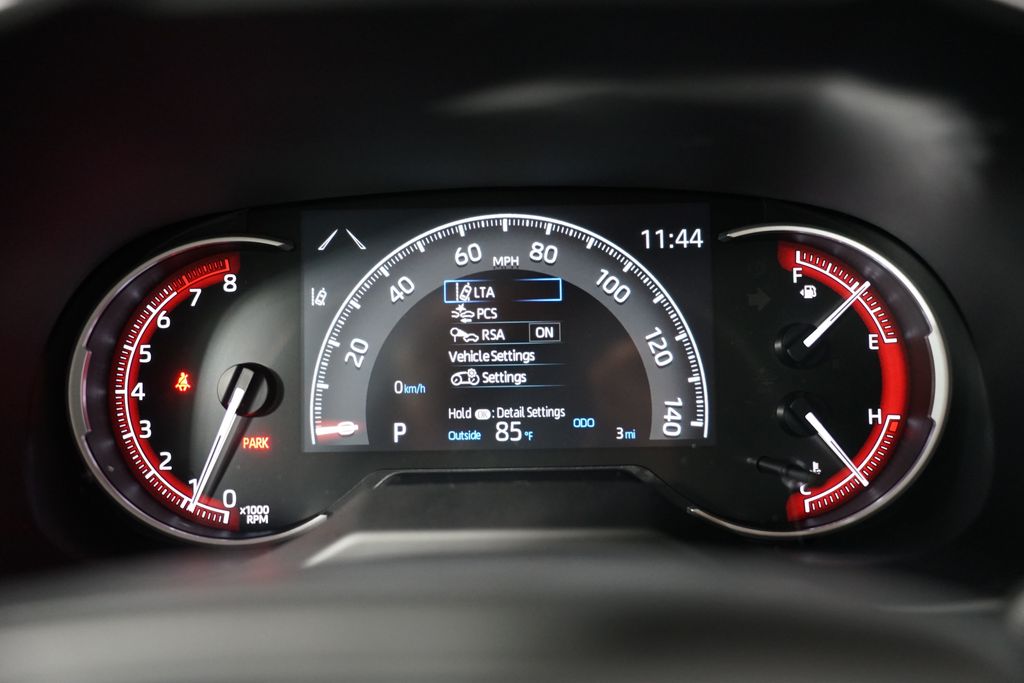 2025 Toyota RAV4 LE 15