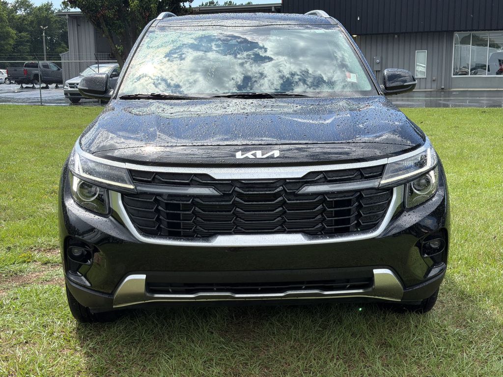 Used 2025 Kia Seltos SUV