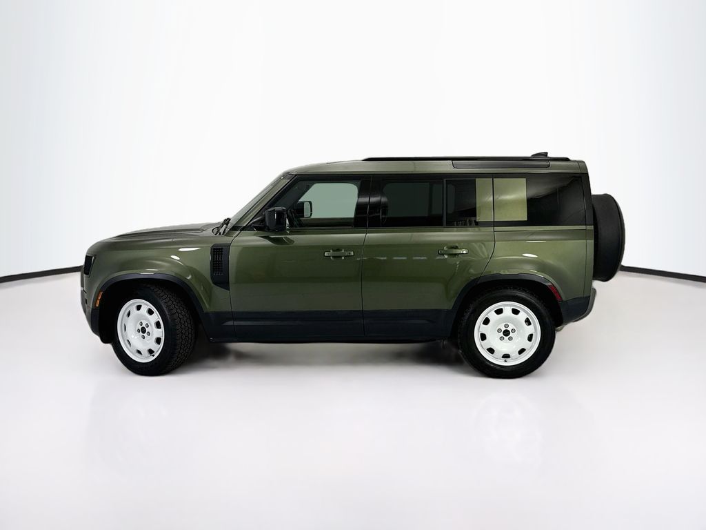 Thumbnail: 2026 Land Rover Defender - 8