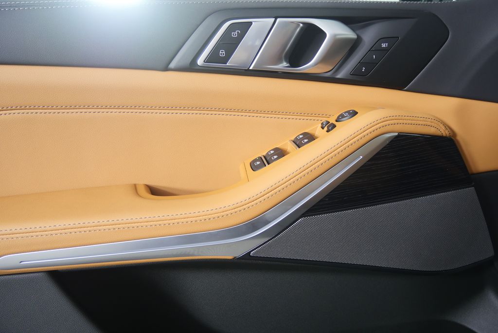 Thumbnail: 2026 BMW X5 - 8