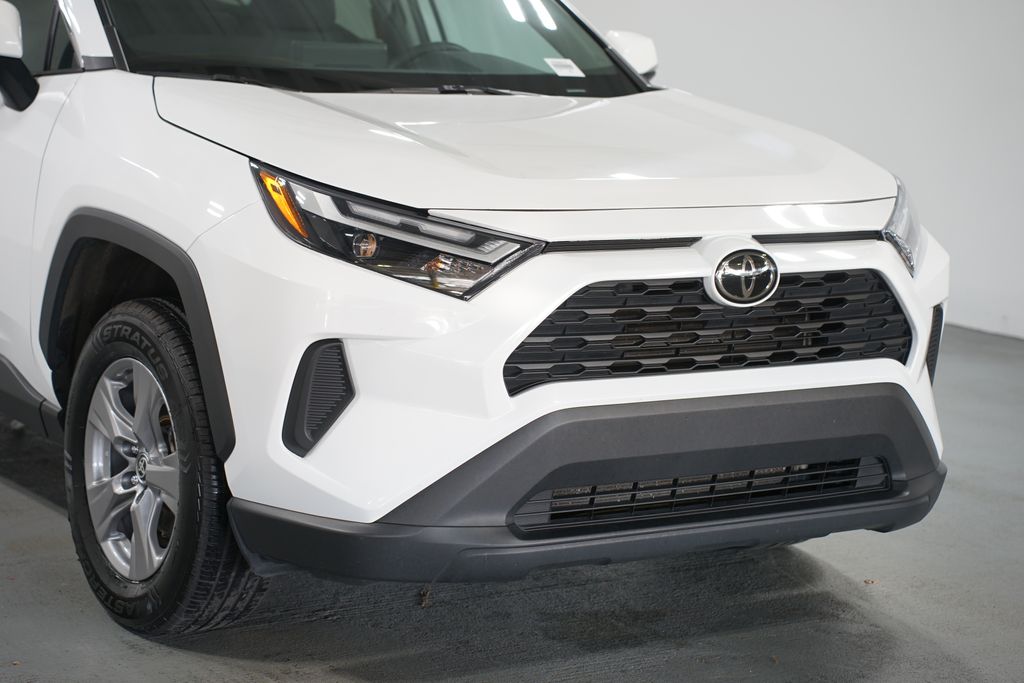 Thumbnail: 2024 Toyota RAV4 - 4