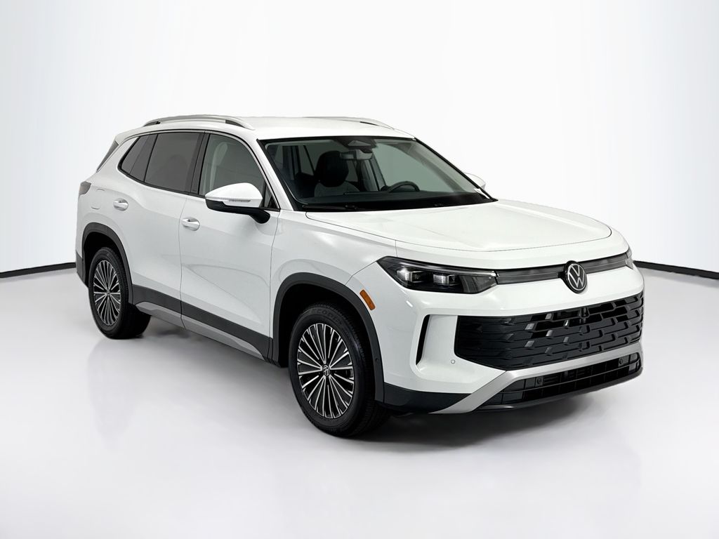 Thumbnail: 2025 Volkswagen Tiguan - 3