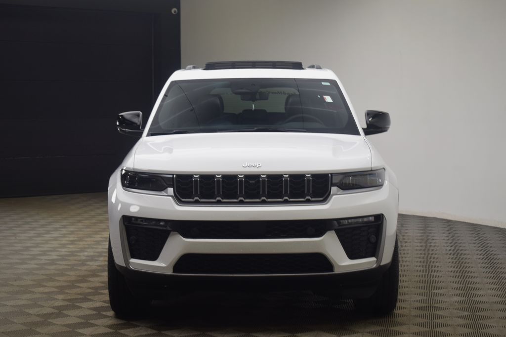 new 2026 Jeep Grand Cherokee car, priced at $45,429