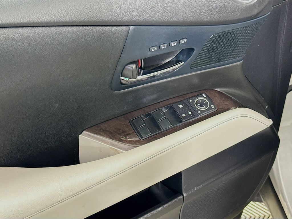 Thumbnail: 2013 Lexus RX - 18
