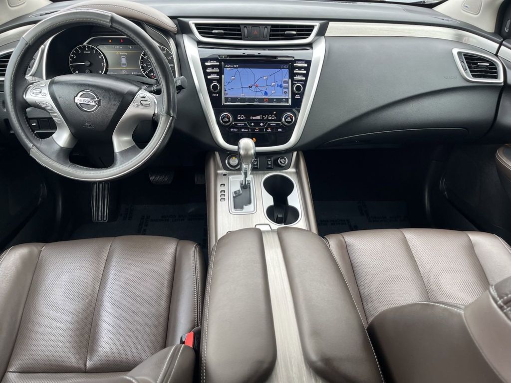 2017 Nissan Murano SL 16