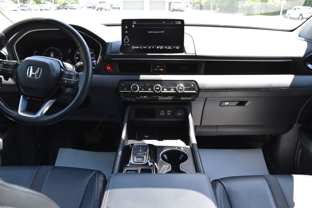 Thumbnail: 2024 Honda Pilot - 16