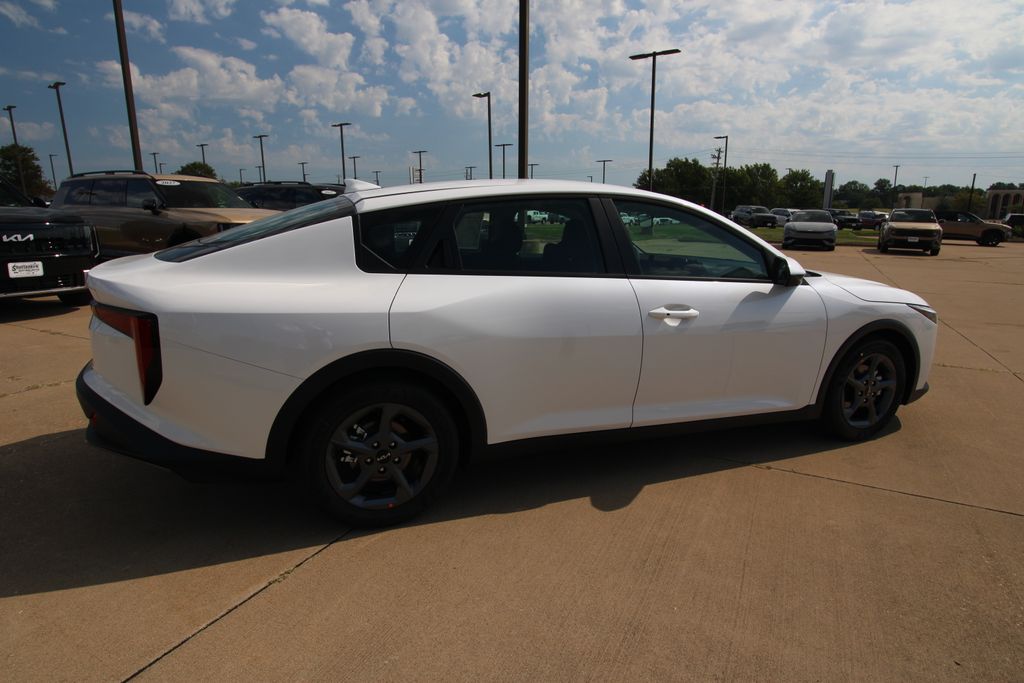 New 2026 Kia K4 Sedan