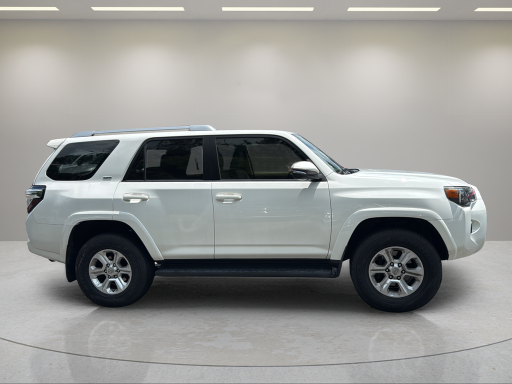 2018 Toyota 4Runner SR5 Premium - 4