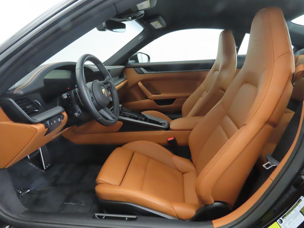 Thumbnail: 2025 Porsche 911 - 20