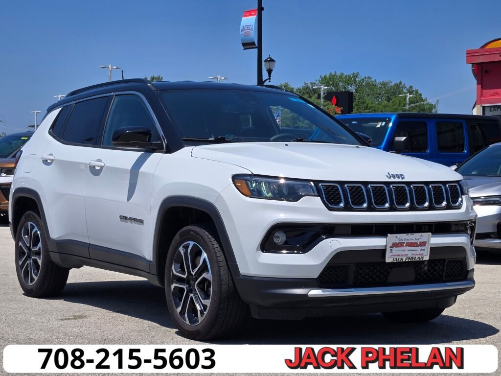 Bright White Clearcoat 2023 Jeep Compass SUV / Crossover Four-Wheel Drive 8-Speed Automatic