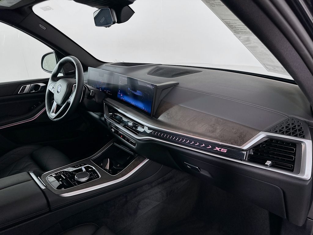 Thumbnail: 2025 BMW X5 - 29