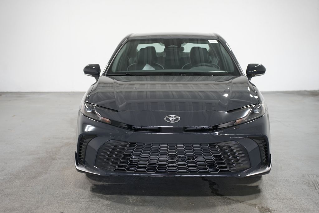 2025 Toyota Camry SE 2