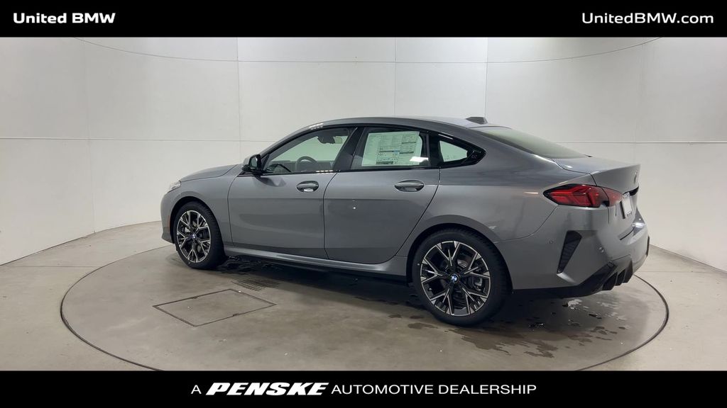 Thumbnail: 2026 BMW 2 Series - 6