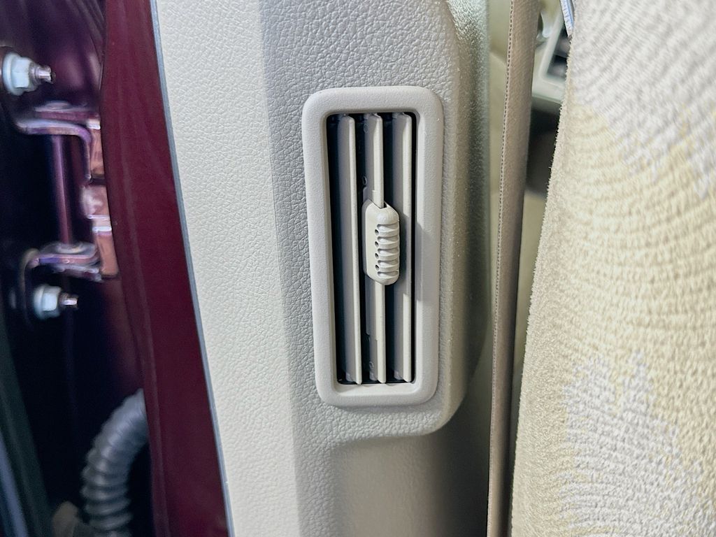 Thumbnail: 2014 Nissan Murano - 25