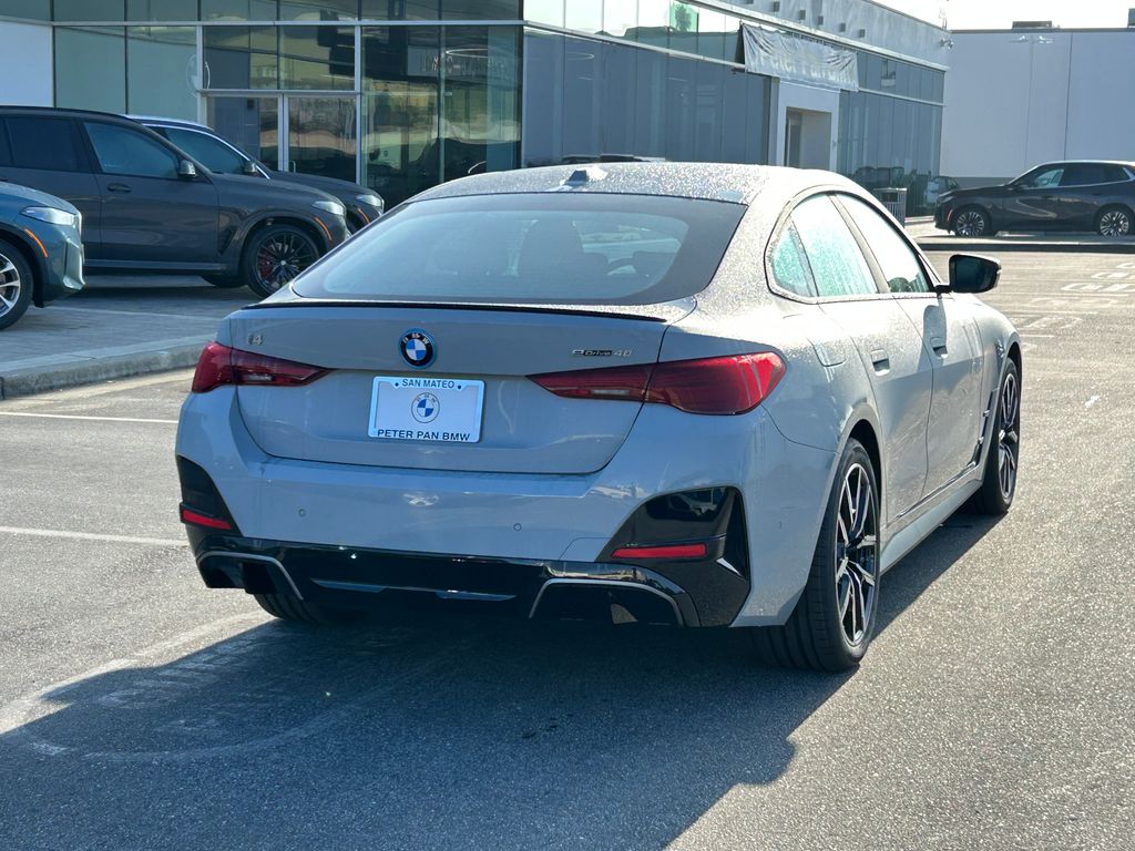 Thumbnail: 2025 BMW i4 - 5