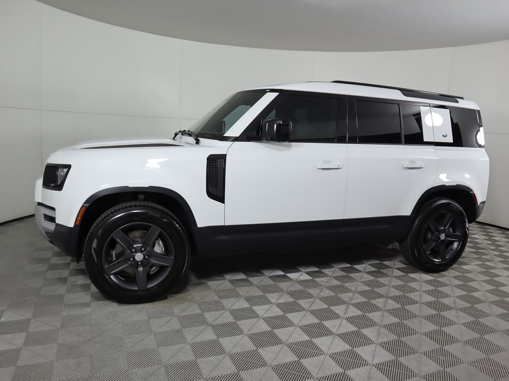 Thumbnail: 2024 Land Rover Defender - 8