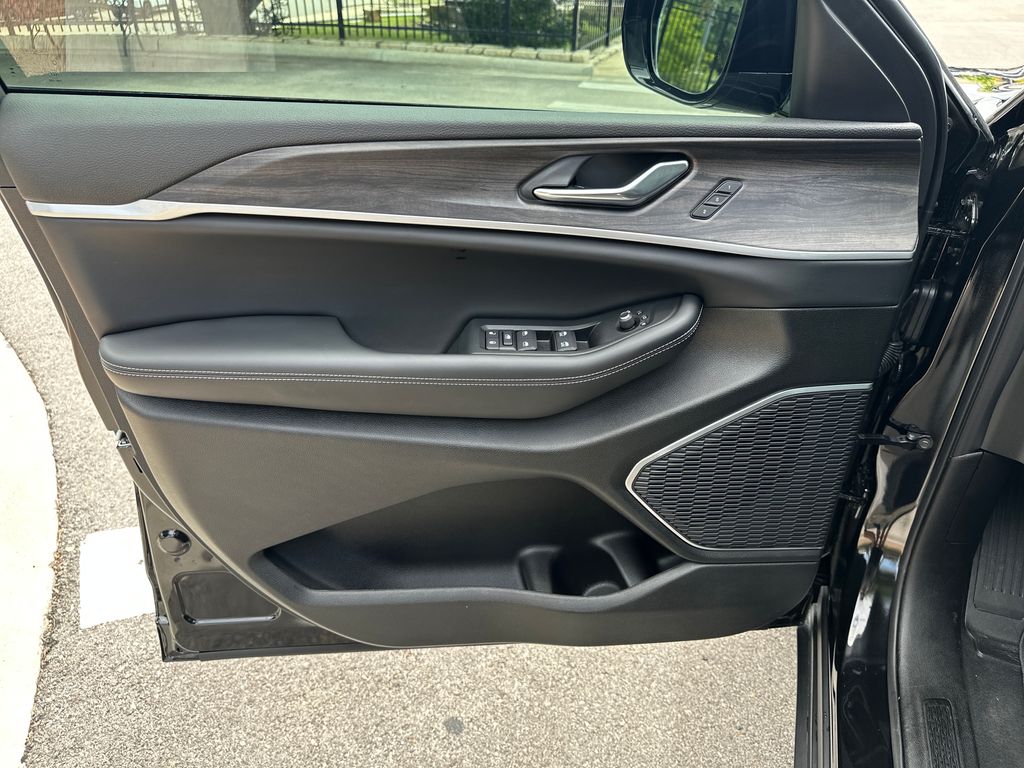 Used 2026 Black Jeep Limited image 35