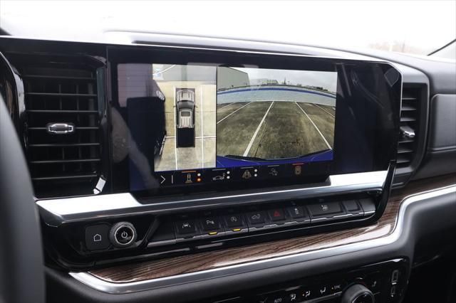 Thumbnail: 2026 Chevrolet Silverado 1500 - 26