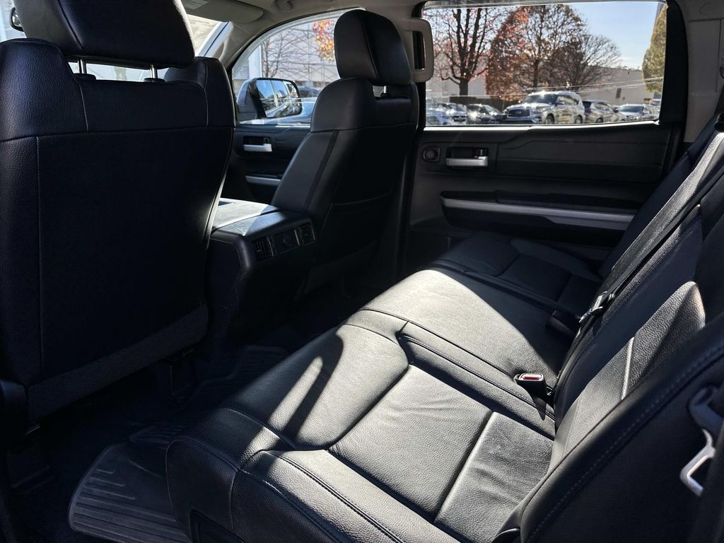 Thumbnail: 2019 Toyota Tundra - 29