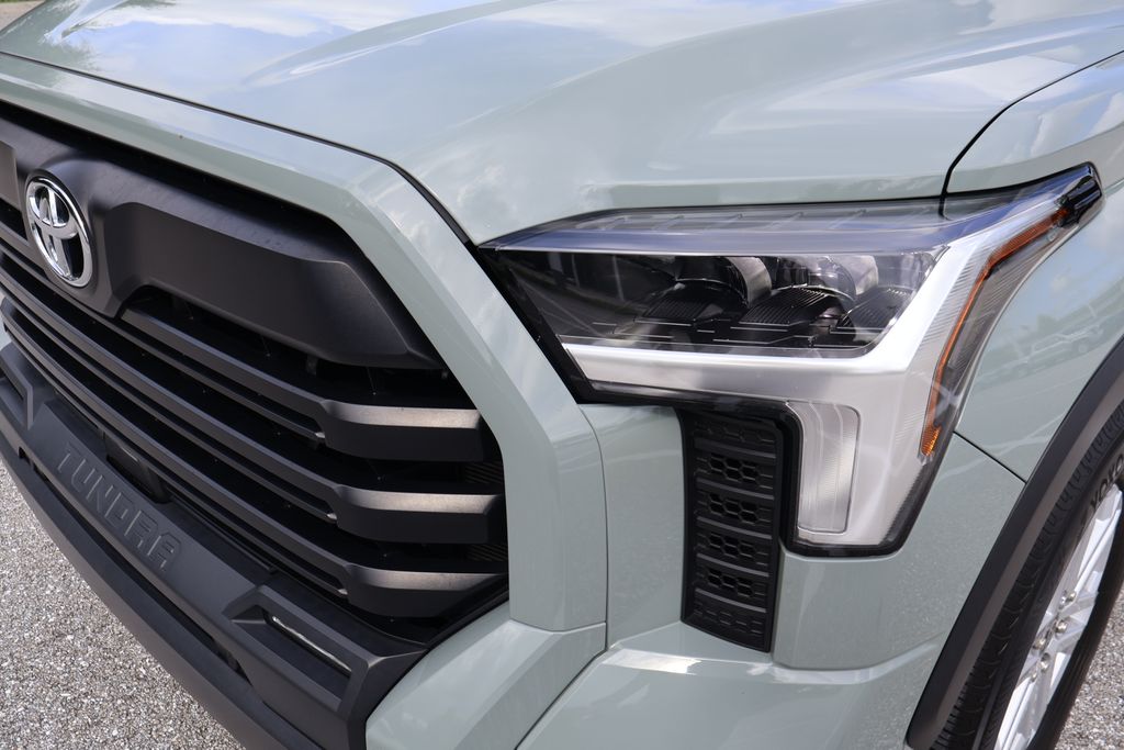 Thumbnail: 2024 Toyota Tundra - 3