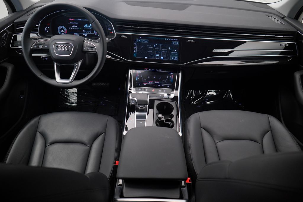 Thumbnail: 2022 Audi Q7 - 8