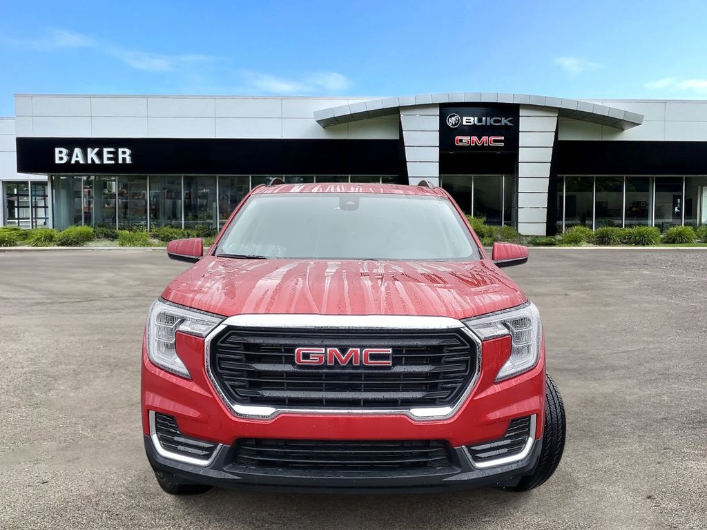 2024 GMC Terrain SLE 2