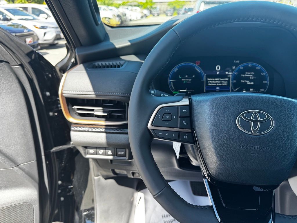 New 2026 Toyota Grand Highlander Hybrid SUV